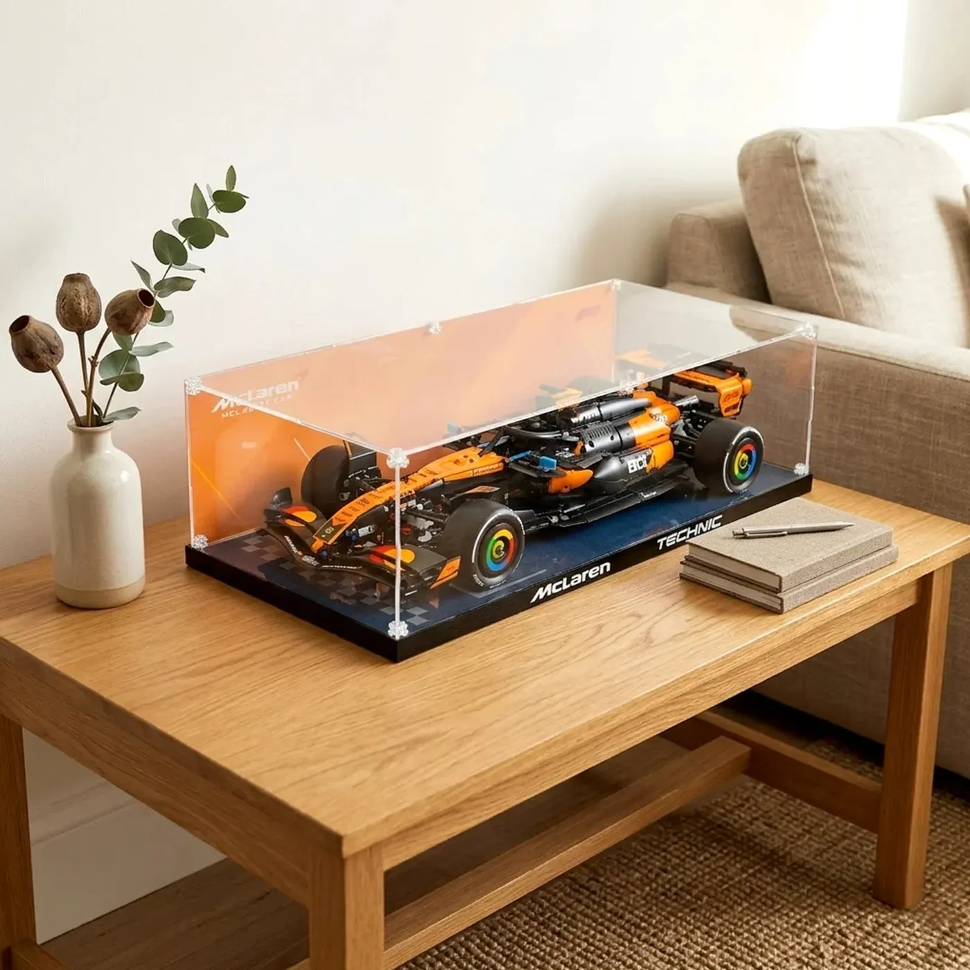 Premium eksponavimo dėžė, suderinama su LEGO® Technic™ McLaren MCL39 F1® Race Car 42228 — 4