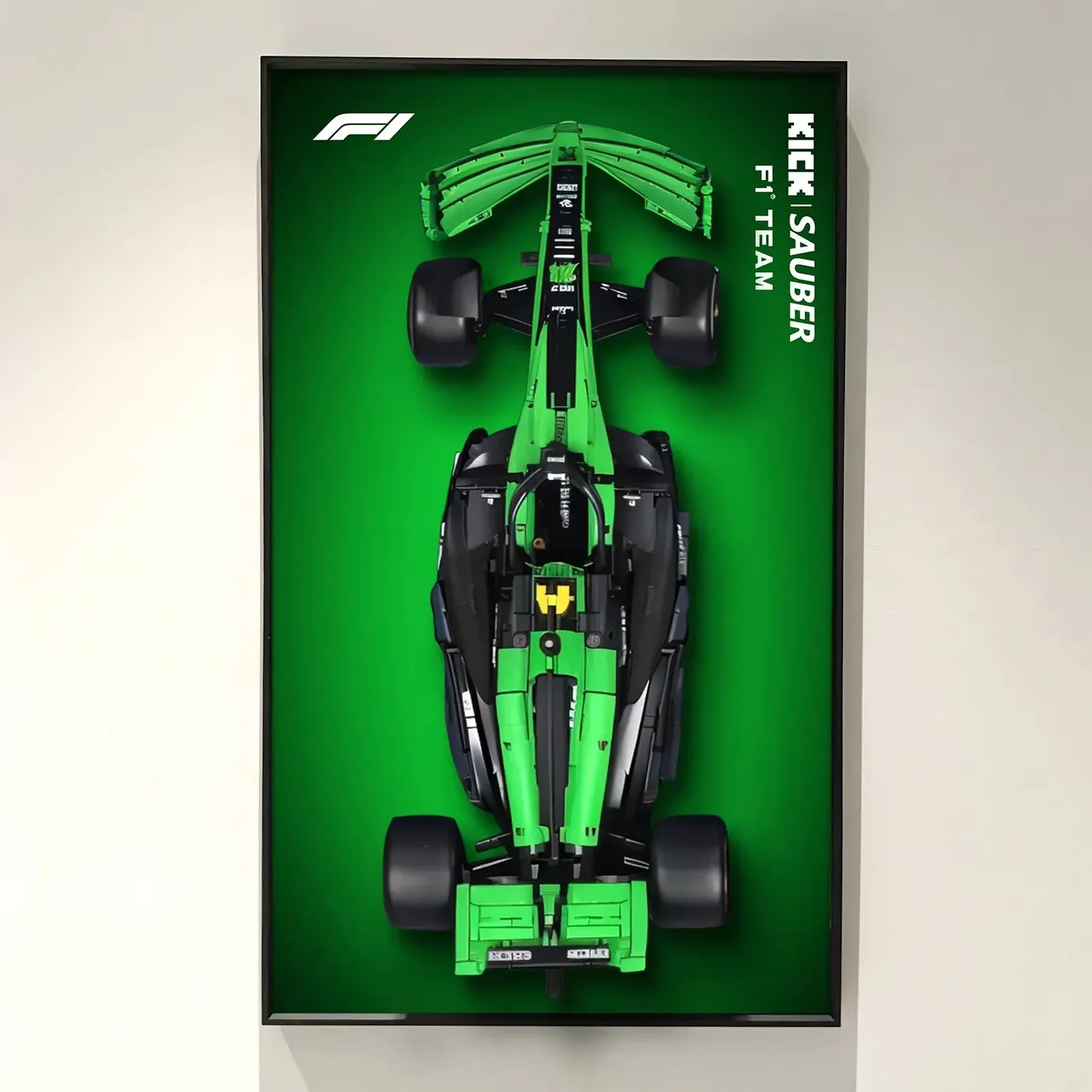 Wand-Displayrahmen für CADA KlCK Sauber F1 Team C44 2024 C64010W