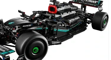 2024 42171 Mercedes-AMG F1 W14 E Performance car