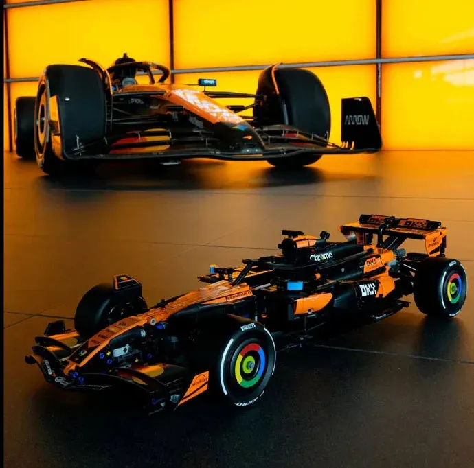 lego f1 42228