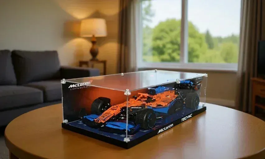 Display case for LEGO Formula 1™ car (1 :8 scale) 42207, 42206, 42141, 42171 - KABO