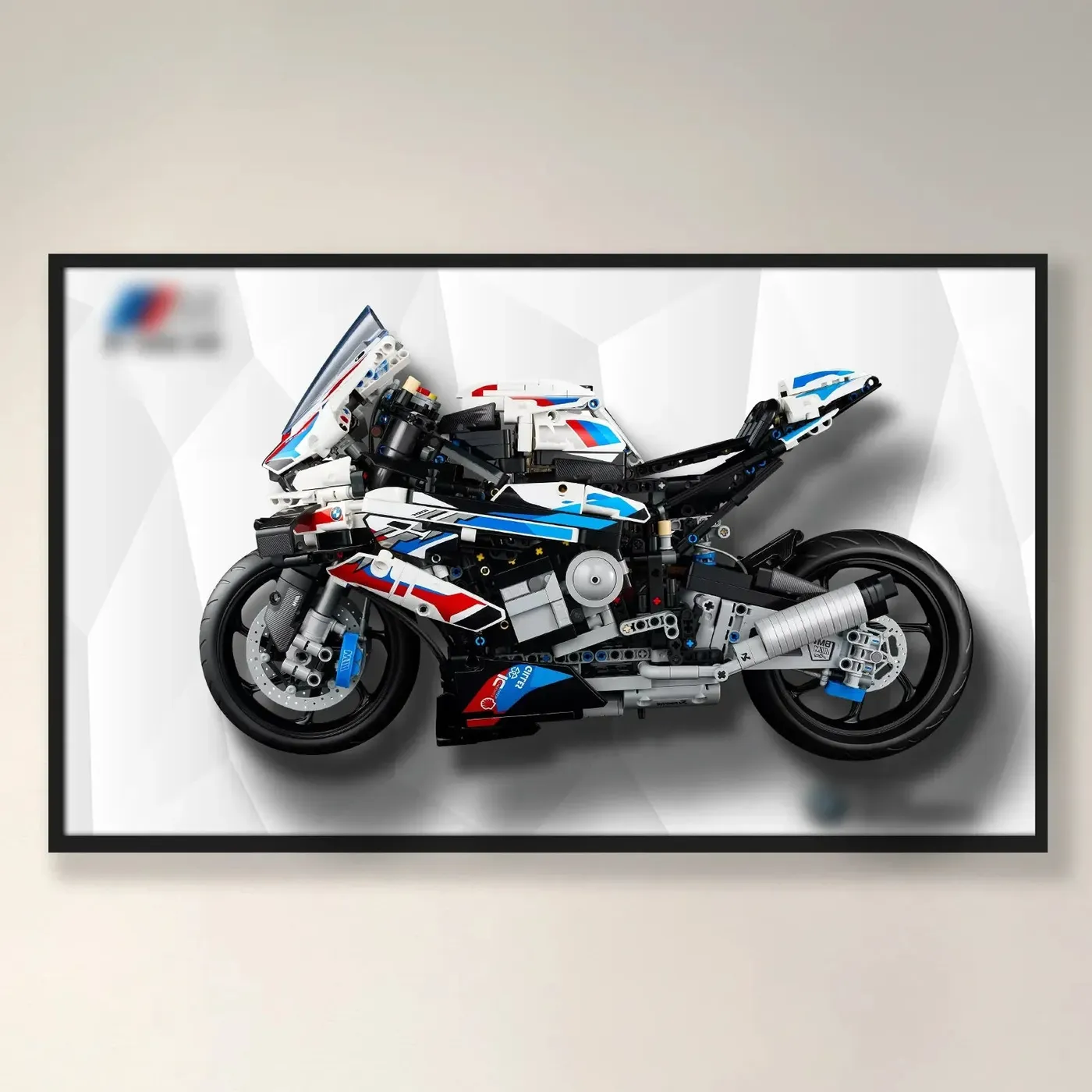 Display-Wandhalterung für das LEGO 42130 Technic™ BMW M 1000 RR Motorrad — 11