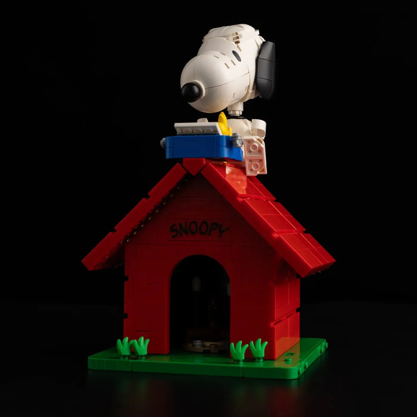 Premium-Beleuchtungsset kompatibel mit LEGO Ideas Peanuts: Snoopy's Doghouse 21368 — 11