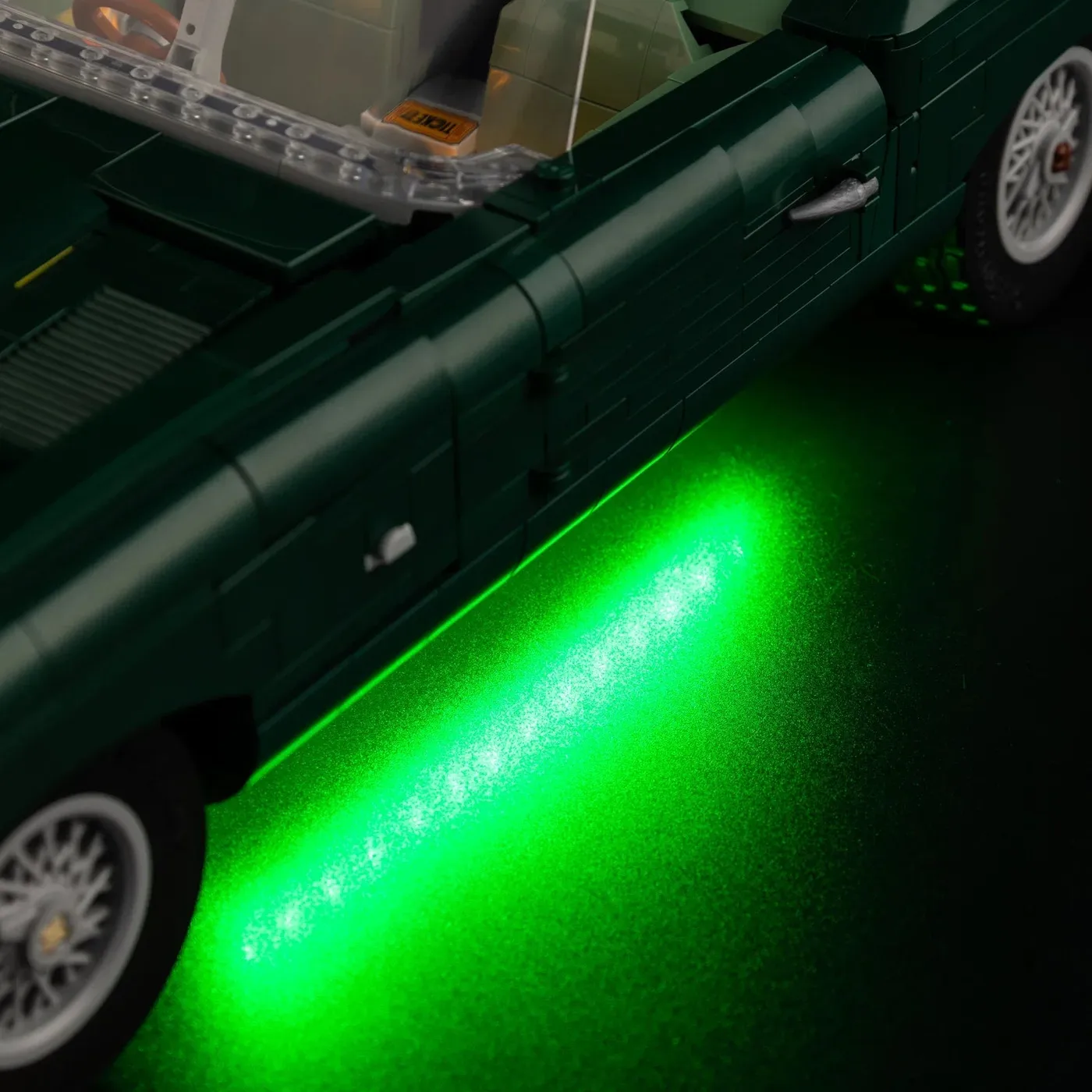 Premium-Beleuchtungsset kompatibel mit LEGO® Icons Jaguar E-Type 11381 — 19