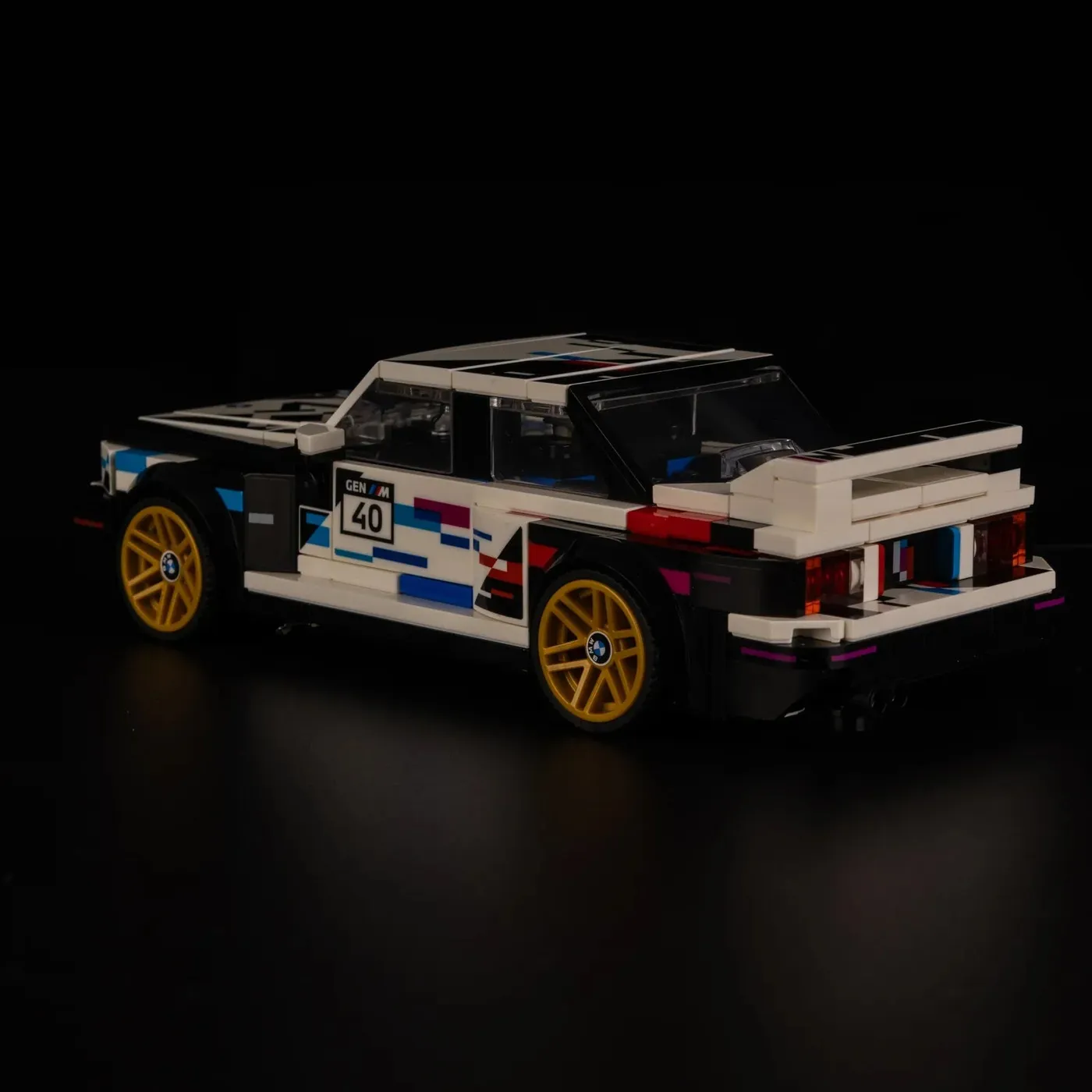 Premium-belysningskit kompatibelt med LEGO® Speed Champions BMW M3 (E30) 77263 — 5