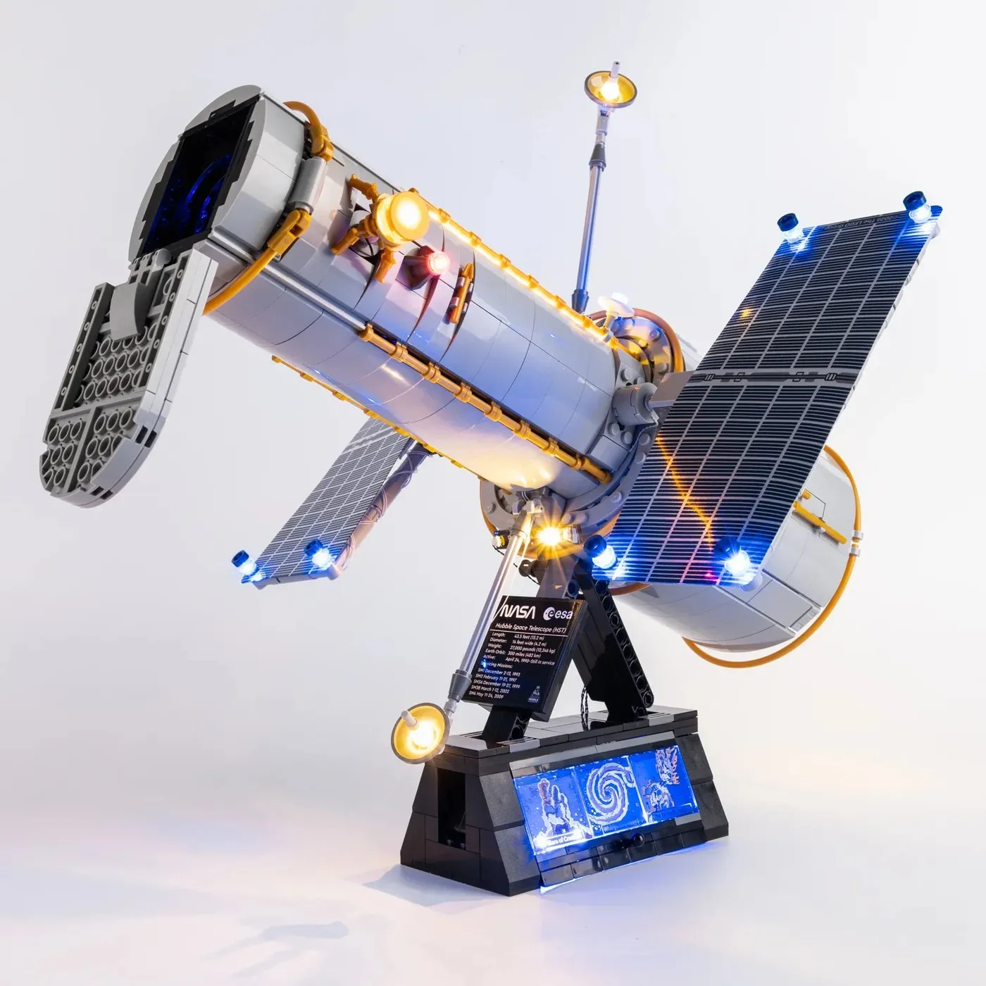 Premium-belysningskit kompatibelt med LEGO® Icons Hubble Space Telescope 11382 — 24