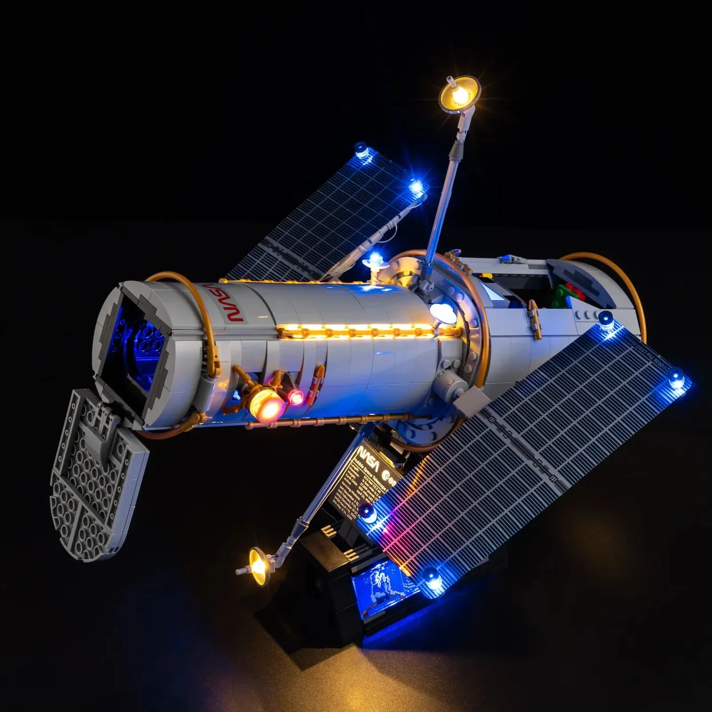 Premium-belysningskit kompatibelt med LEGO® Icons Hubble Space Telescope 11382 — 8