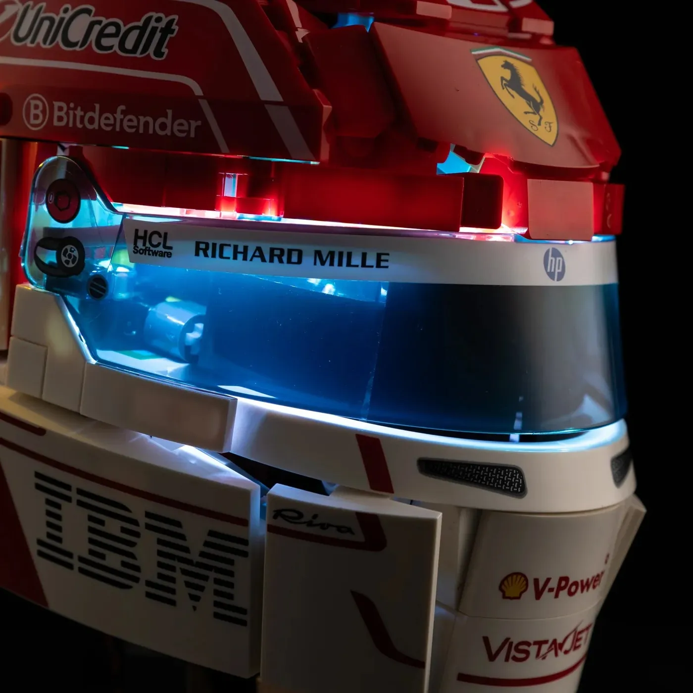 Zestaw oświetlenia Premium kompatybilny z LEGO® Editions Scuderia Ferrari HP Charles Leclerc Helmet 43014 — 21