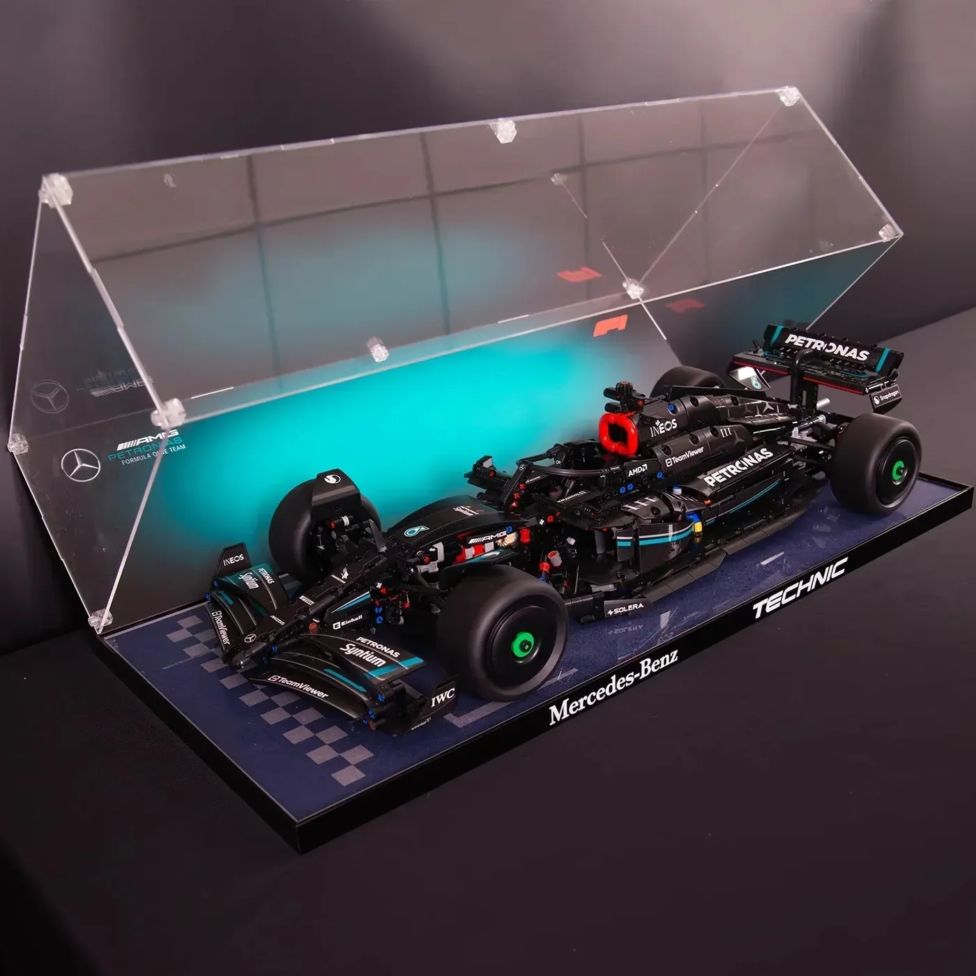 Monter för LEGO Formula 1™-bil (skala 1 :8) 42207/42206/42141/42171/42240/42228 — 19