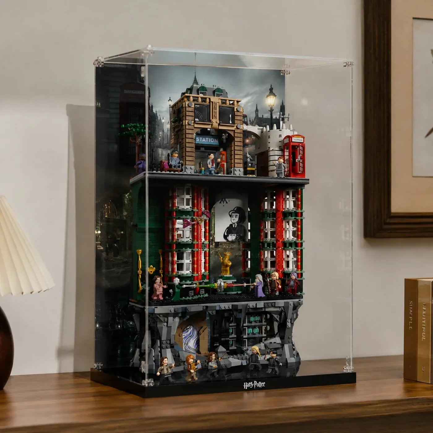 Gablota ekspozycyjna do LEGO Harry Potter™ The Ministry of Magic™ – Collectors' Edition 76476 — 11