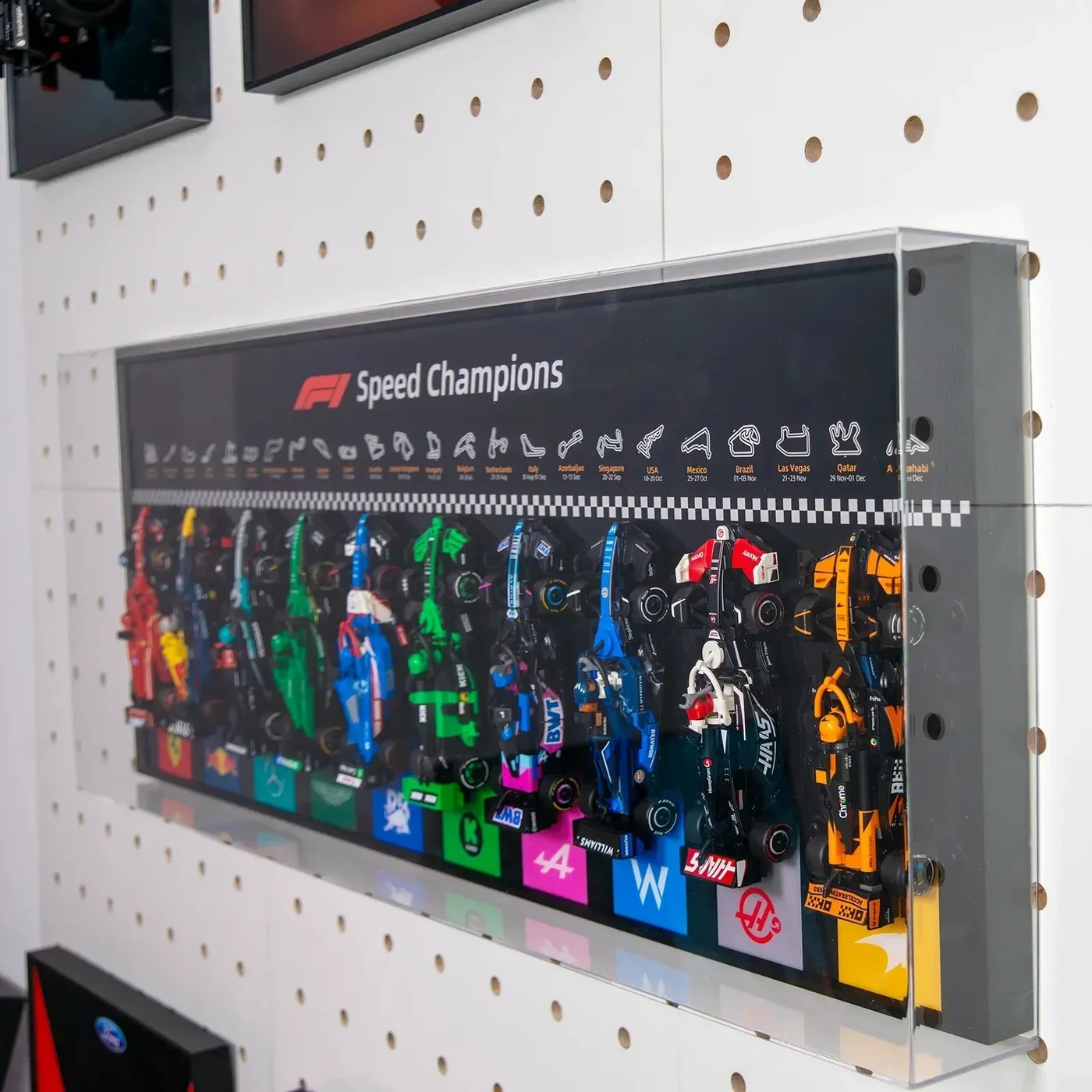 Display wall frame for LEGO Speed Champion F1 series Full Collection /horizontal line display — 8