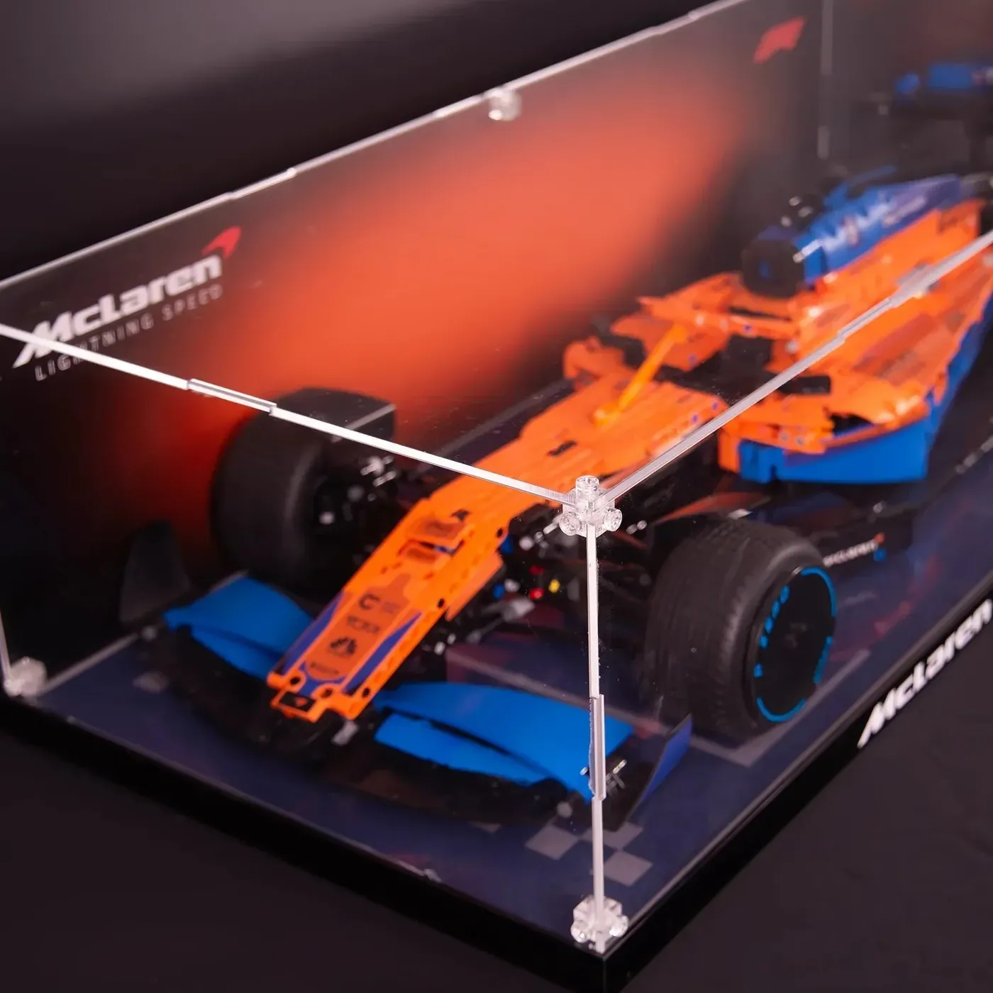 Monter för LEGO Formula 1™-bil (skala 1 :8) 42207/42206/42141/42171/42240/42228 — 30
