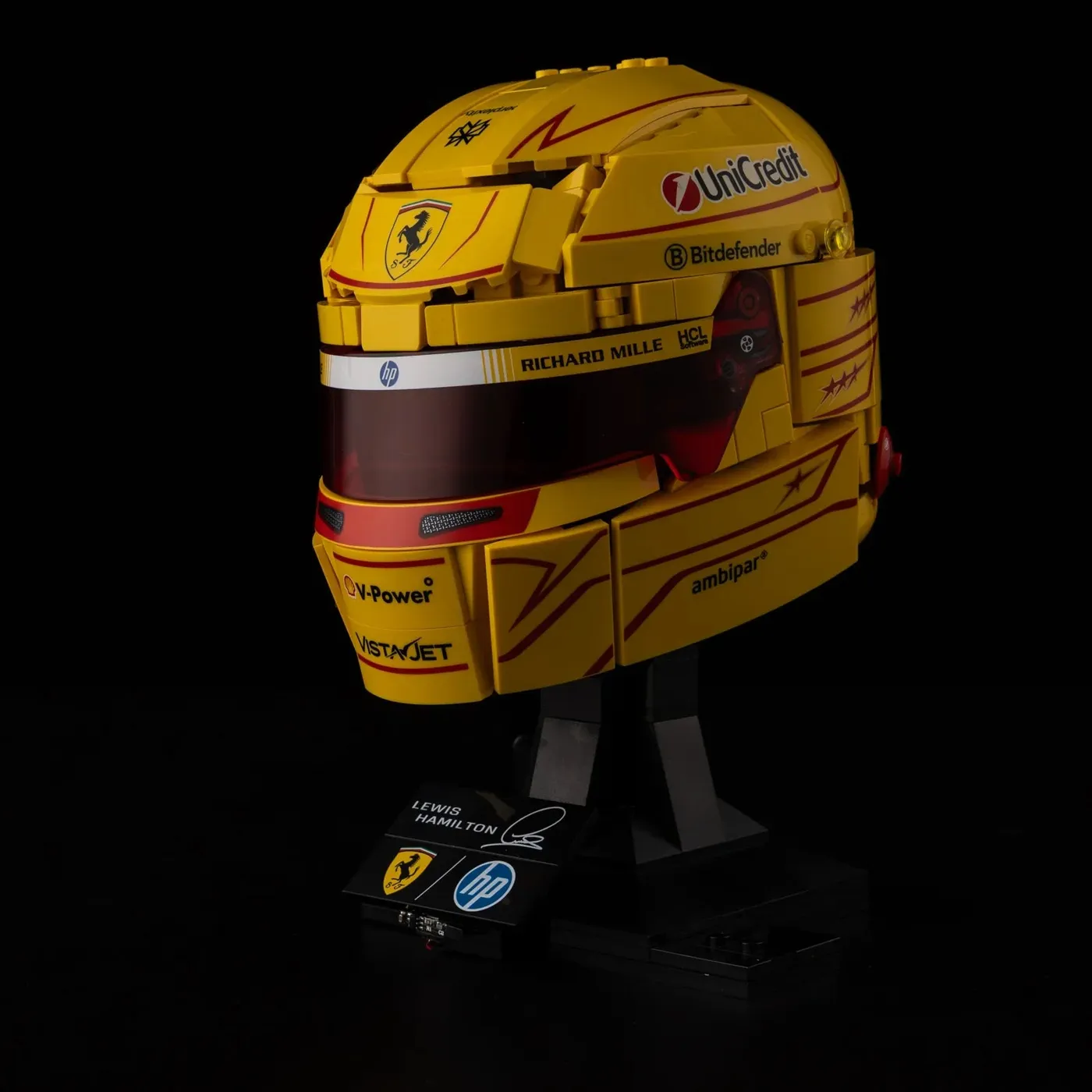 Premium belysningskit kompatibel med LEGO® Editions Scuderia Ferrari HP Lewis Hamilton Helmet 43022 — 4