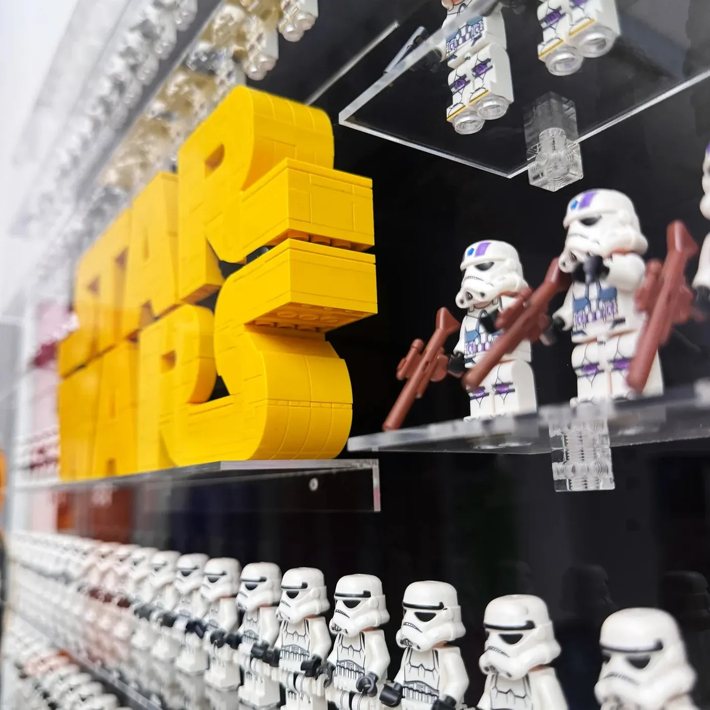 Vitrine für LEGO® Star Wars Minifiguren – für 150 Figuren, 6-stufige Galactic Minifiguren-Vitrine — 6