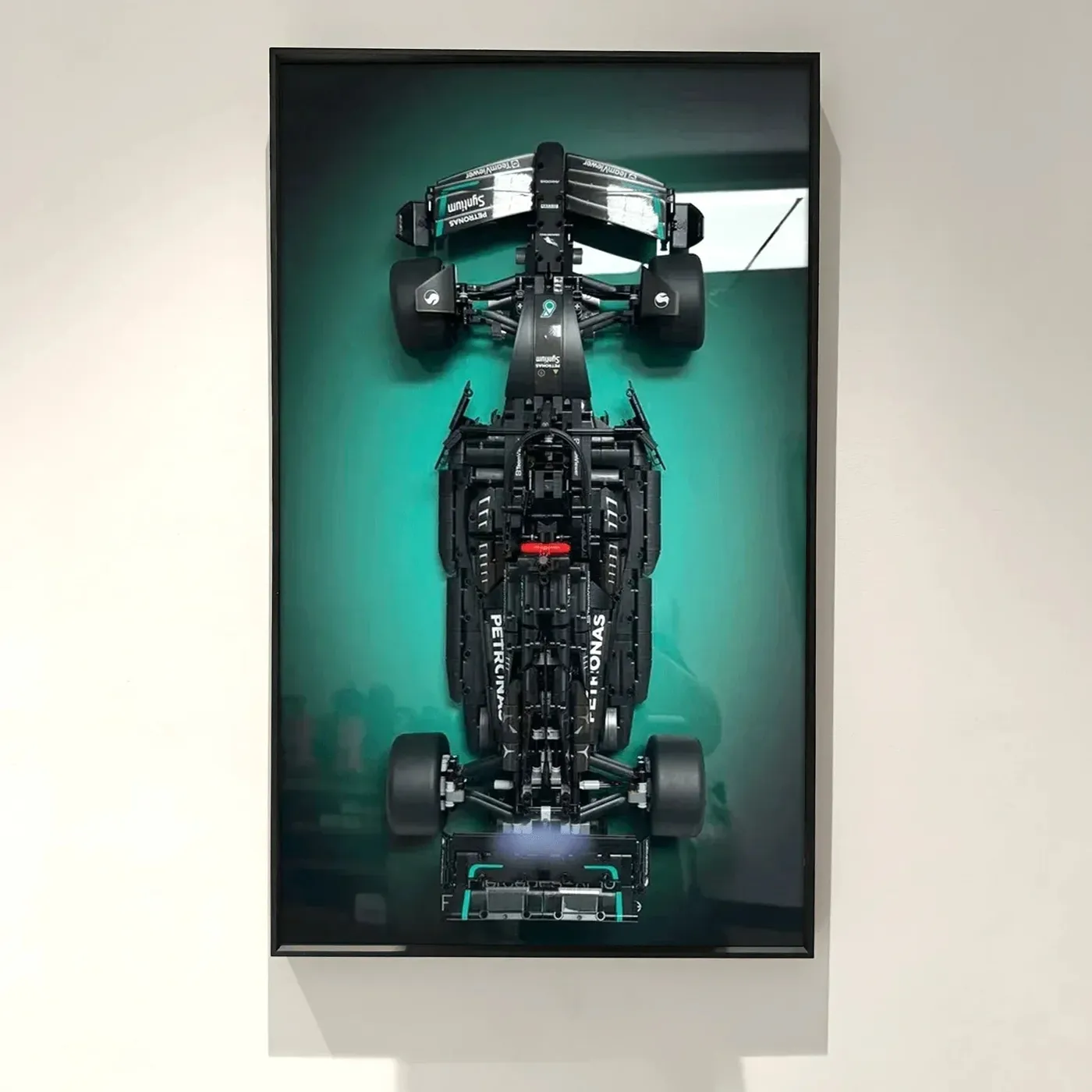 Väggmonterad displayram för Lego Technic™ Mercedes-AMG F1 W14 E Performance (42171) — 2