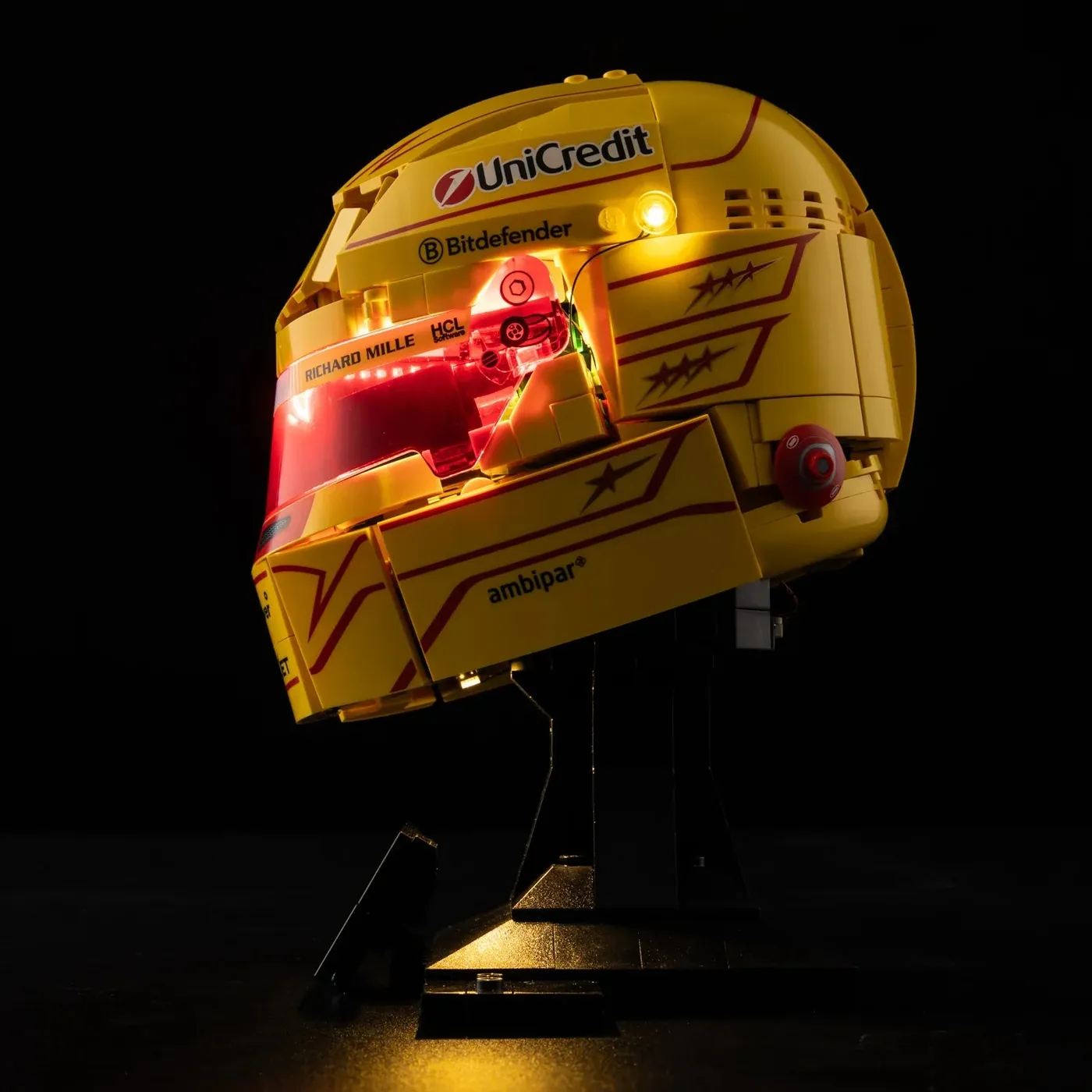 Premium belysningskit kompatibel med LEGO® Editions Scuderia Ferrari HP Lewis Hamilton Helmet 43022 — 6