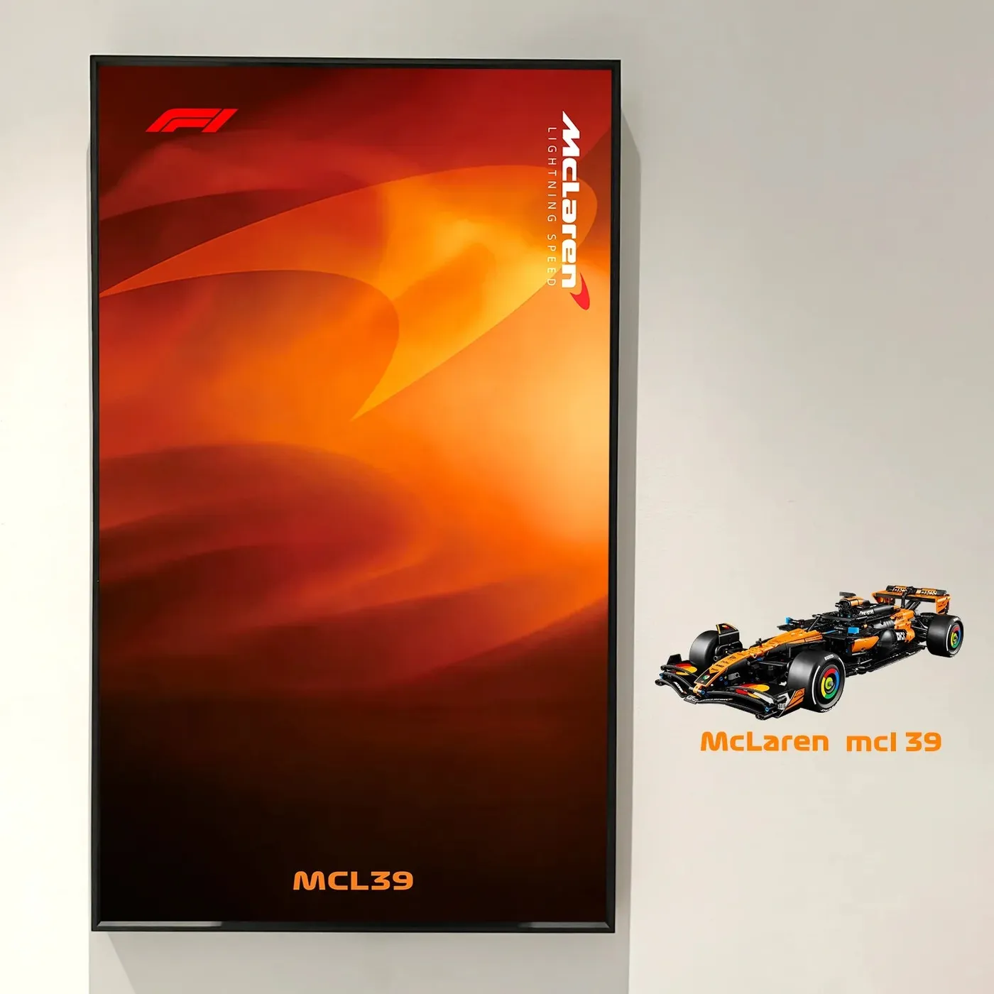 Premium sieninis eksponavimo rėmas, skirtas LEGO Technic McLaren MCL39 F1 Car (42228) — 19