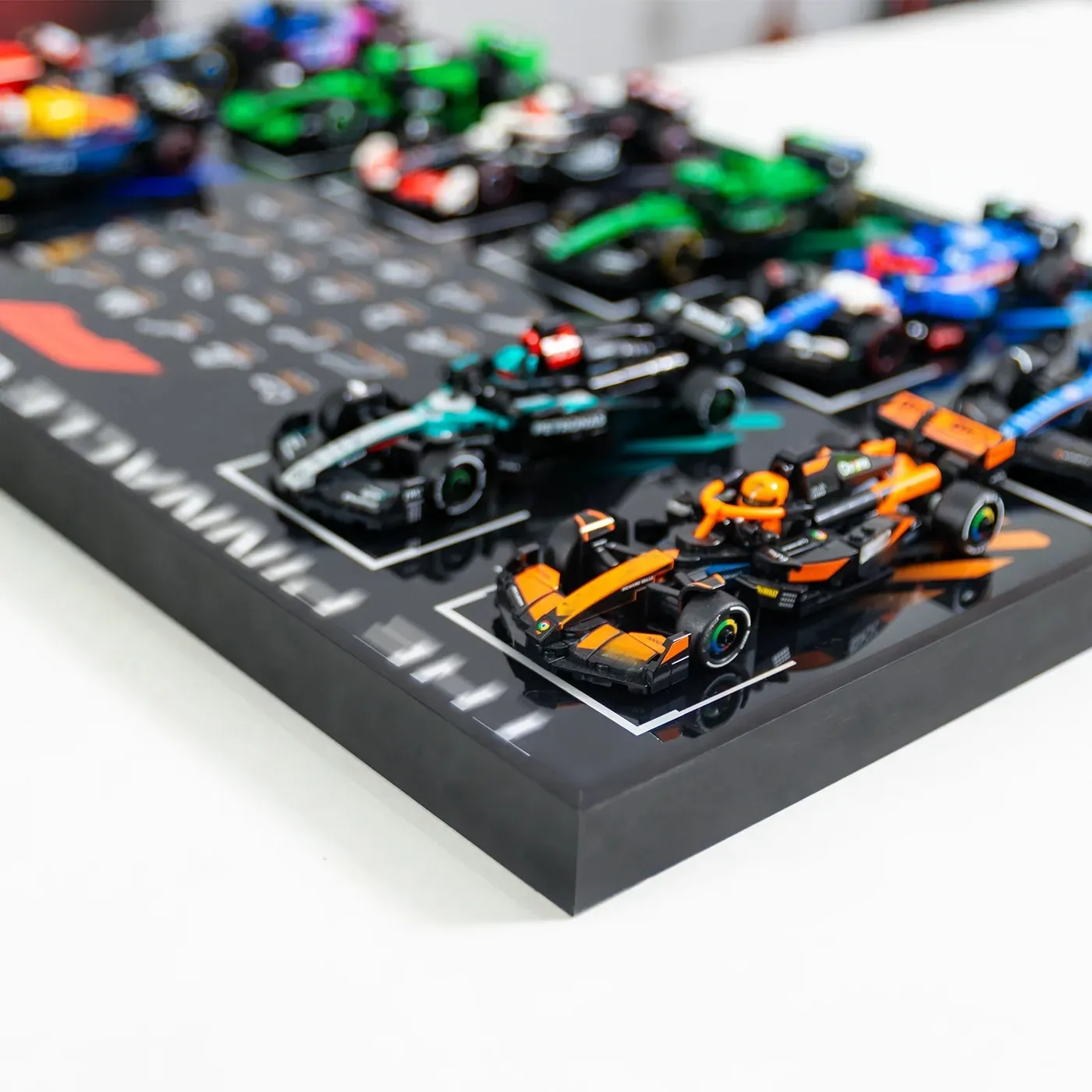 Displayram kompatibel med LEGO® Speed Champions 2025 F1-kollektionen — 4