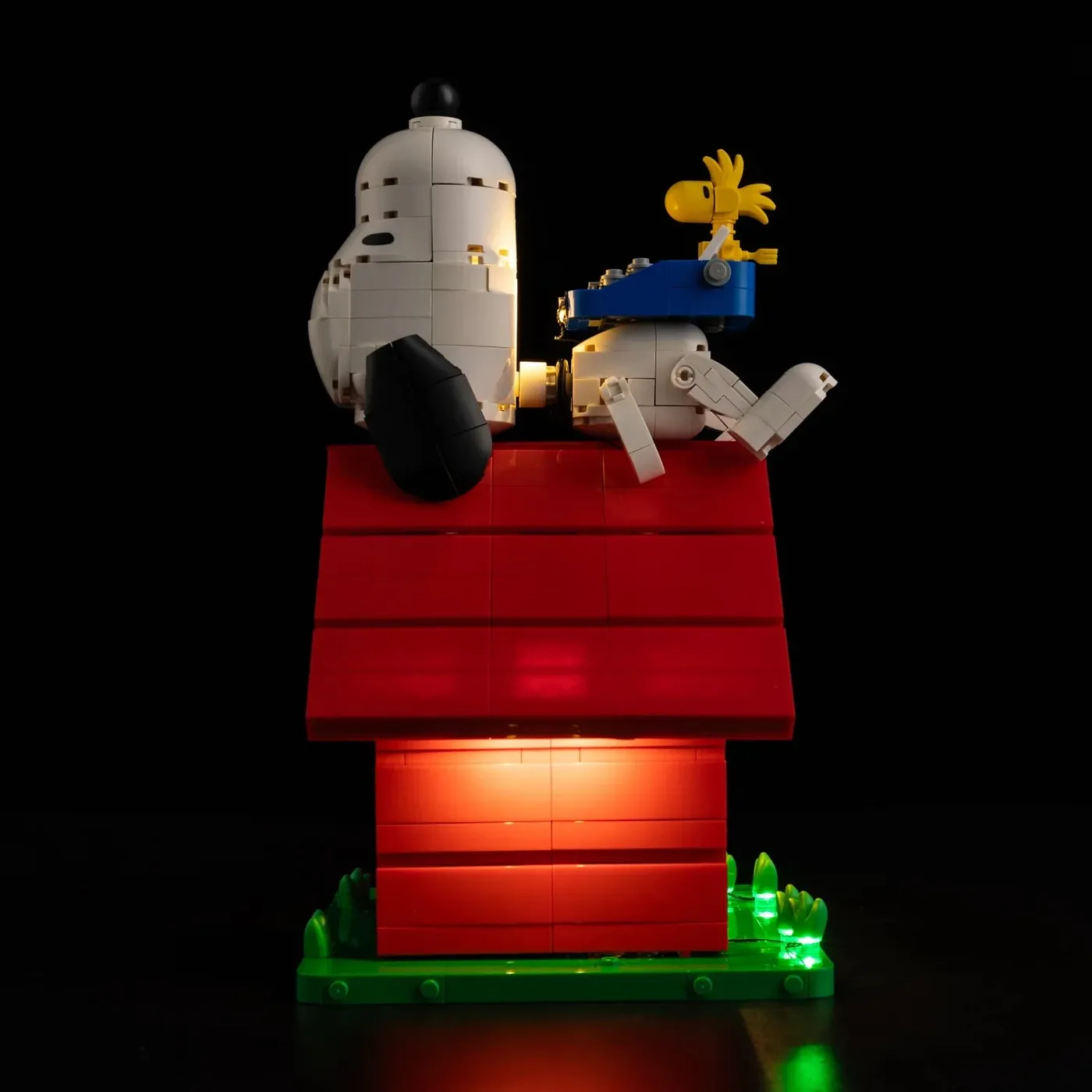 Premium-Beleuchtungsset kompatibel mit LEGO Ideas Peanuts: Snoopy's Doghouse 21368 — 8