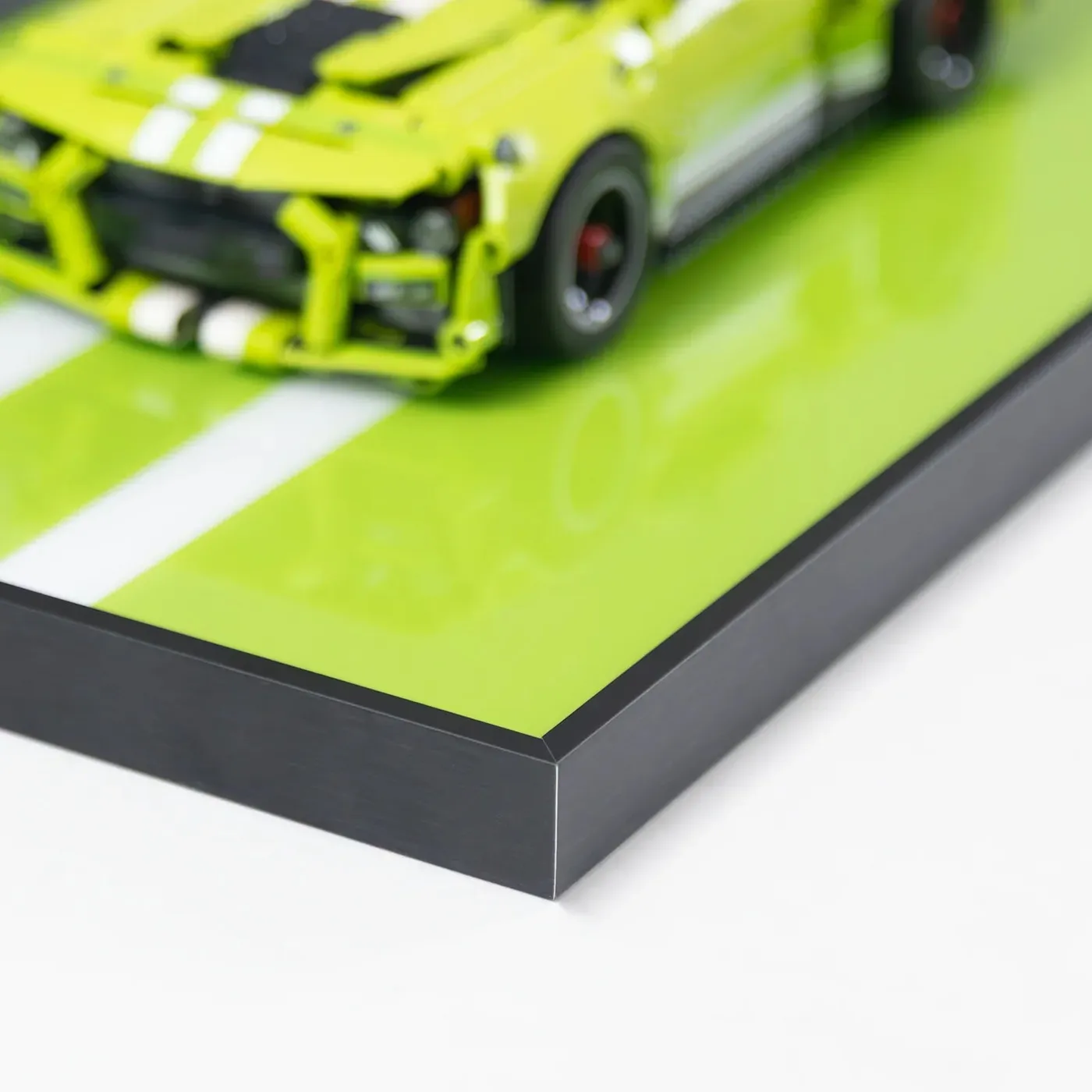 Wand-Displayrahmen kompatibel mit LEGO® Technic™ Ford Mustang Shelby® GT500® 42138 — 3