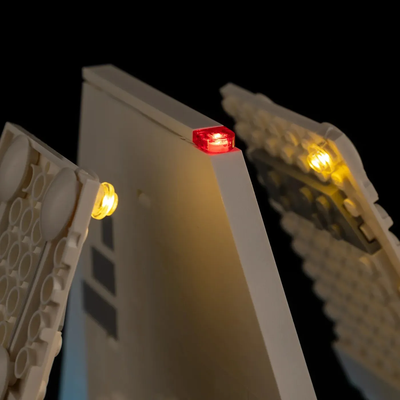 Zestaw oświetlenia Premium kompatybilny z LEGO Star Wars™ Imperial Lambda-Class Shuttle 75459 — 18