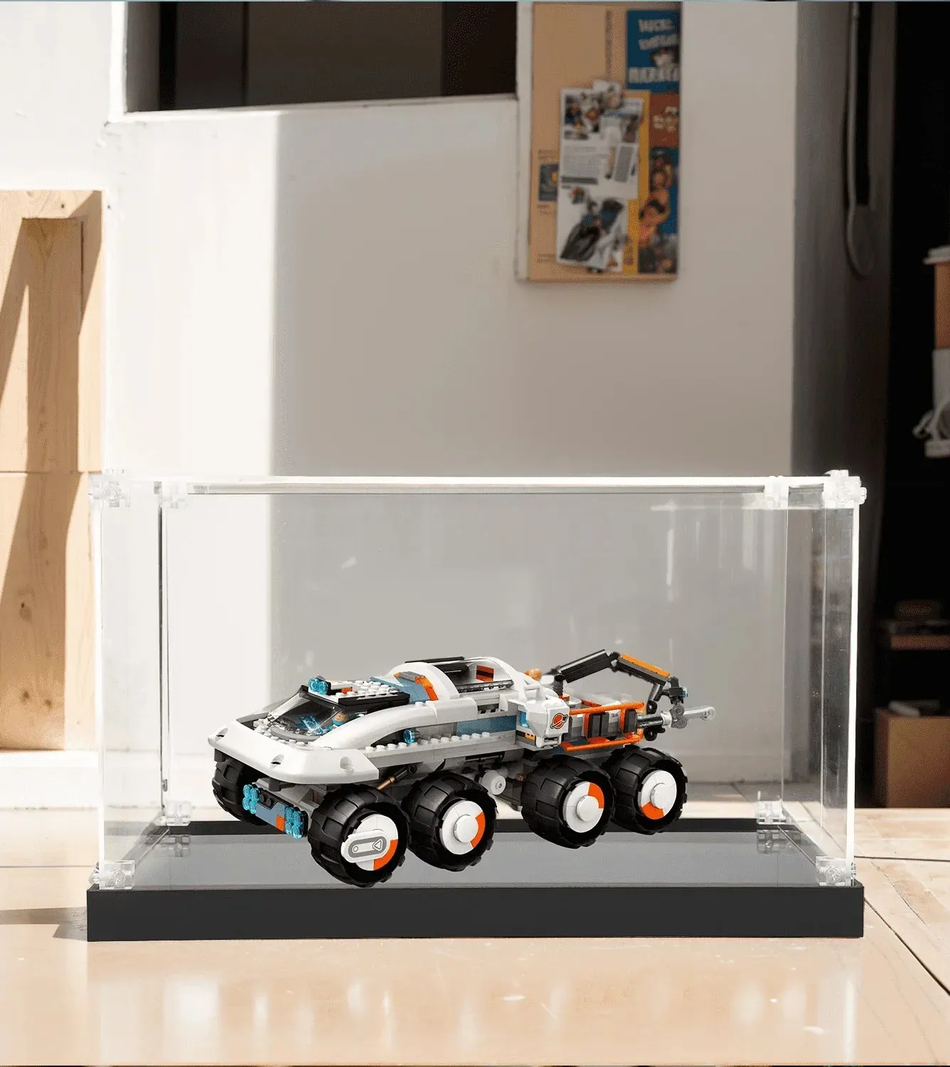 Display case for LEGO Command Rover and Crane Loader 60432 — 6
