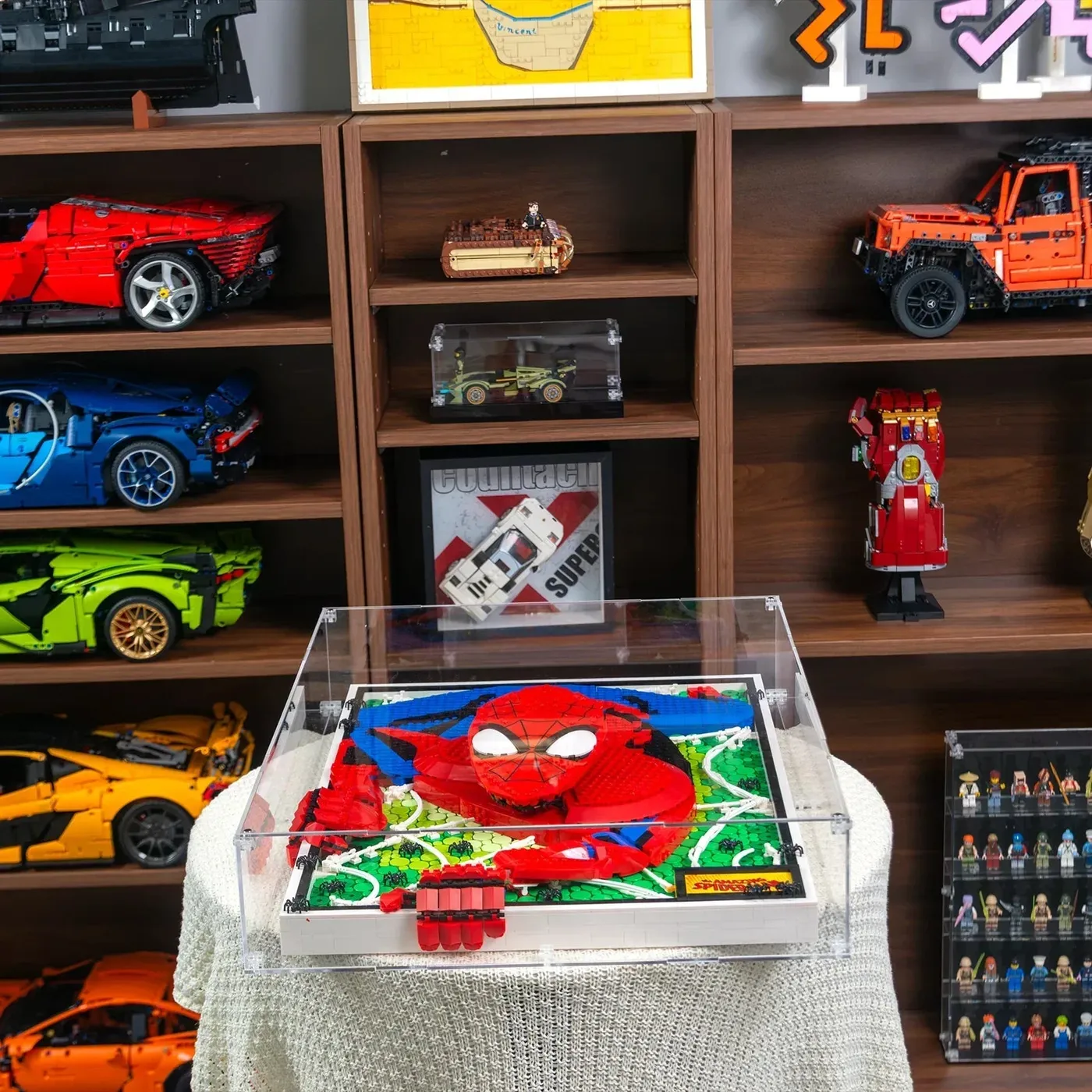 Gablota ekspozycyjna na ścianę do LEGO® Art The Amazing Spider-Man 31209 — 5