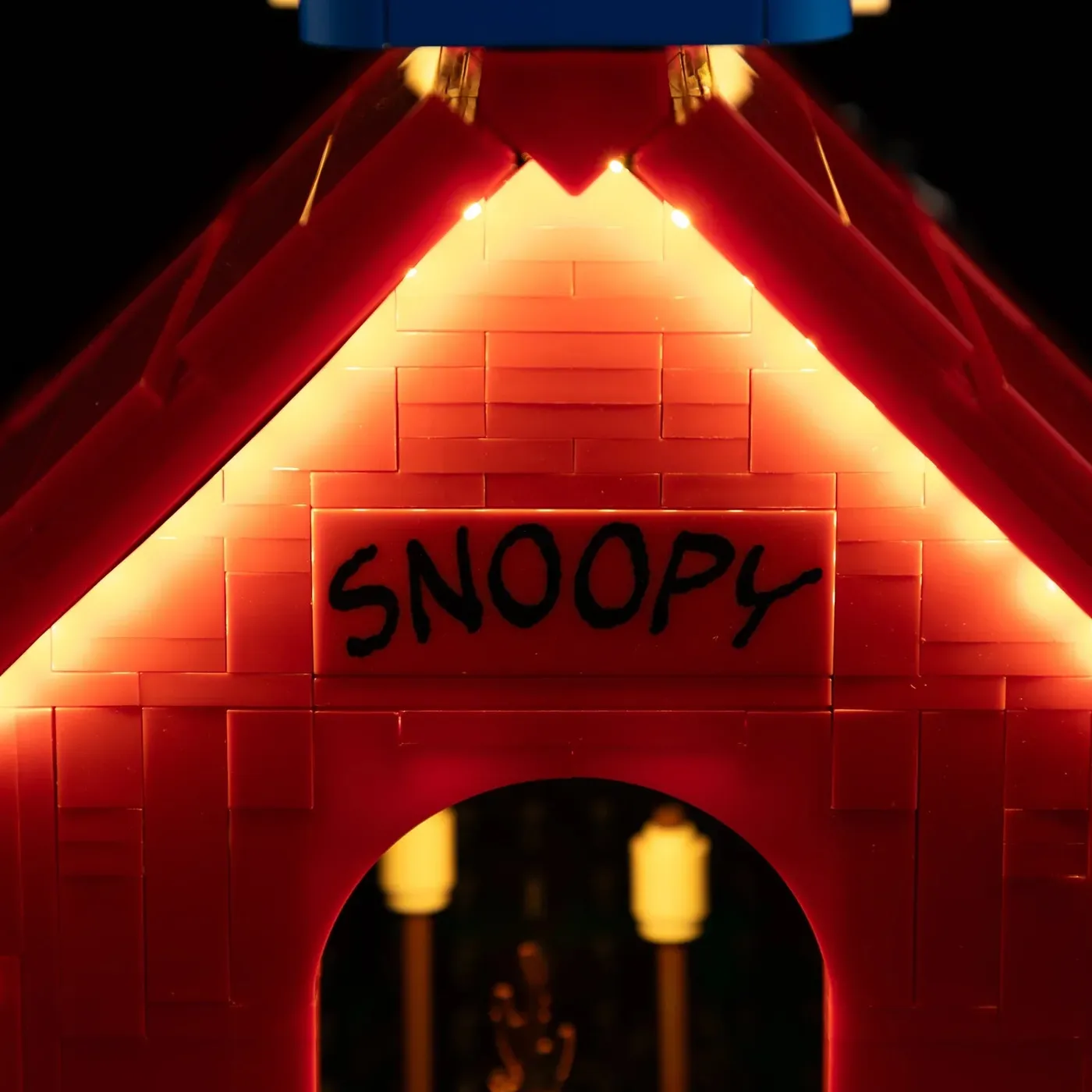 Premium-Beleuchtungsset kompatibel mit LEGO Ideas Peanuts: Snoopy's Doghouse 21368 — 14