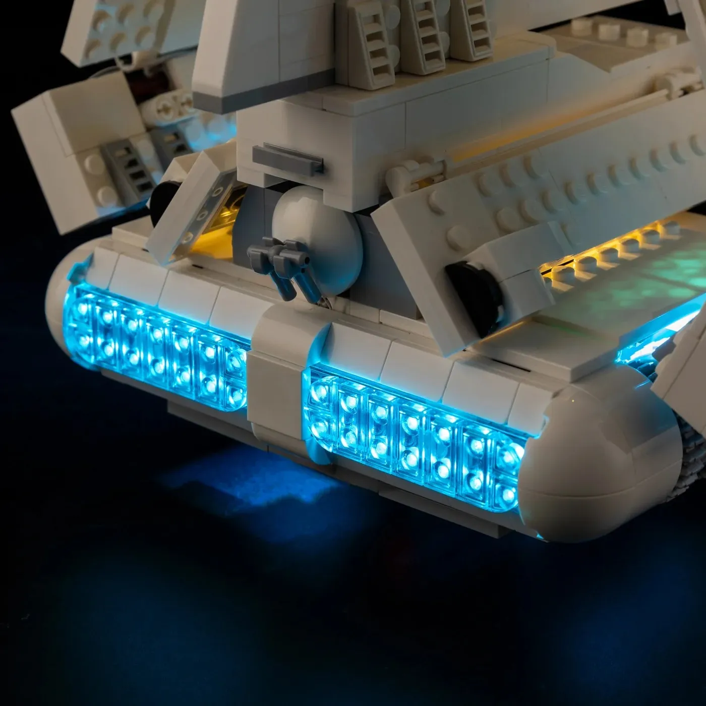 Zestaw oświetlenia Premium kompatybilny z LEGO Star Wars™ Imperial Lambda-Class Shuttle 75459 — 15