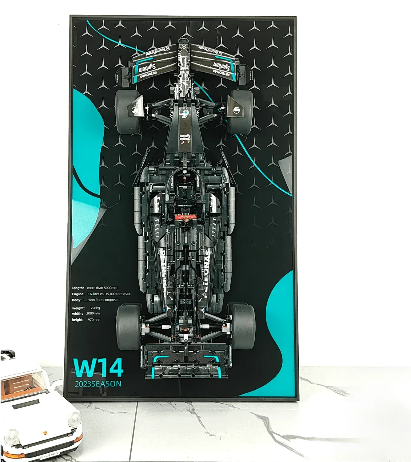 Sieninis eksponavimo rėmas LEGO Mercedes-AMG F1 W14 E (42171) — 3