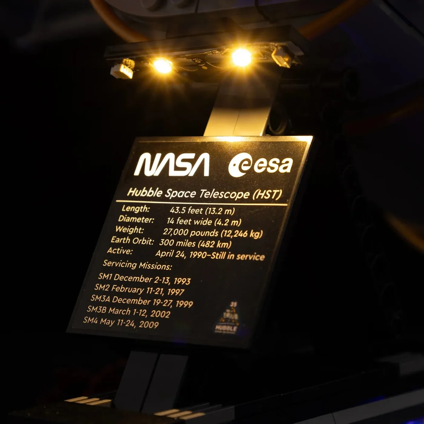 Premium-belysningskit kompatibelt med LEGO® Icons Hubble Space Telescope 11382 — 21
