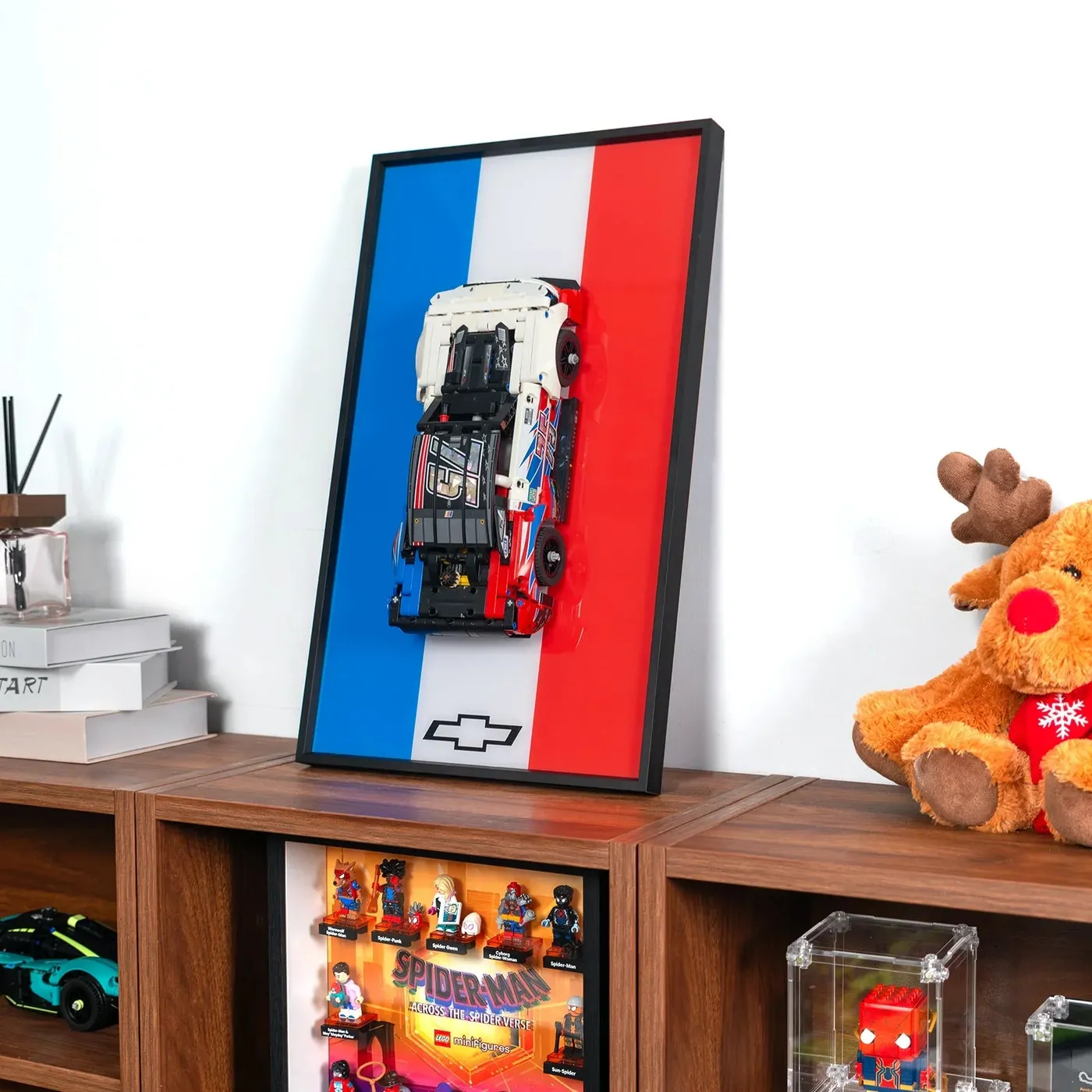 Wand-Displayrahmen kompatibel mit LEGO® Technic™ NASCAR® Next Gen Chevrolet Camaro ZL1 42153 — 2