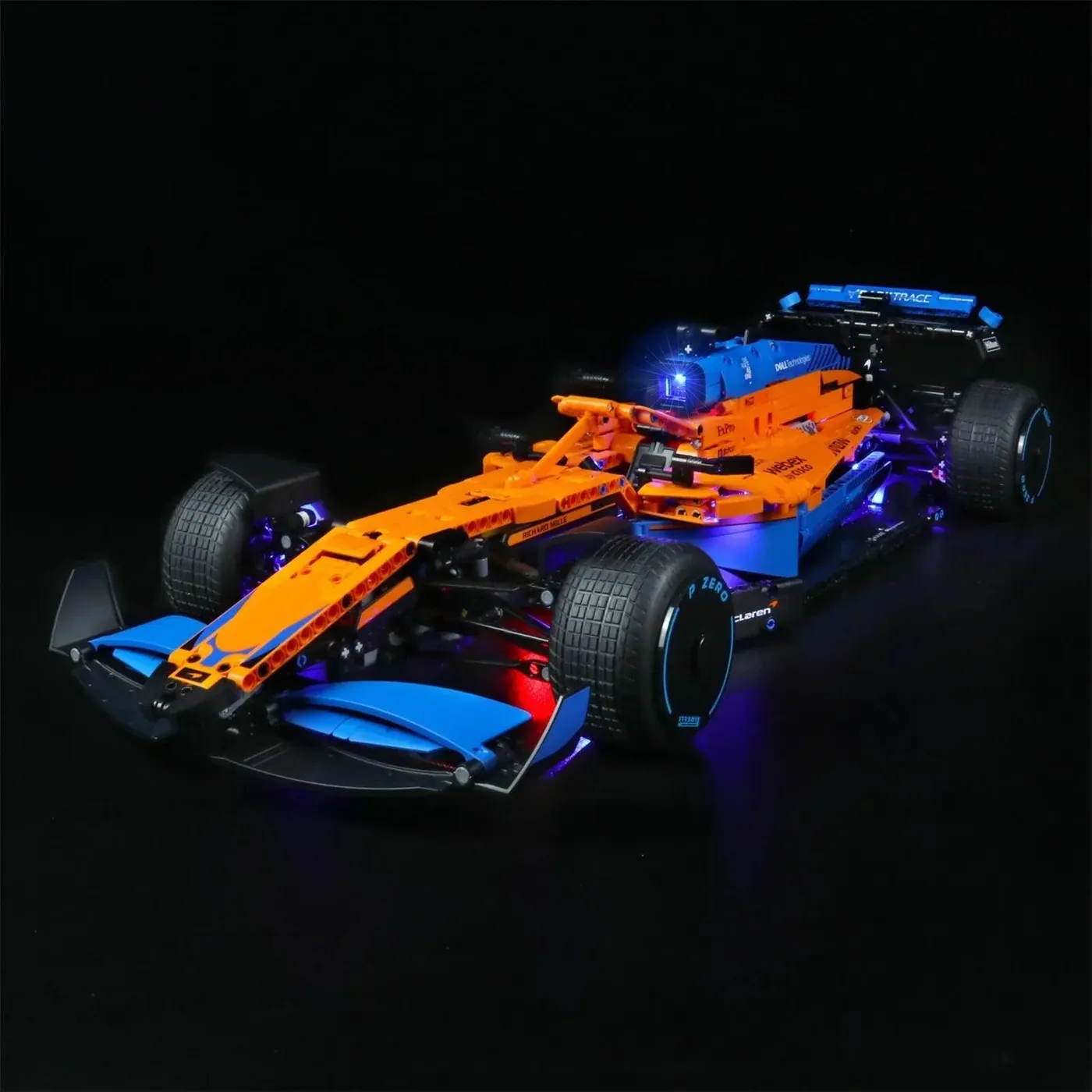Sieninis eksponavimo rėmas, skirtas LEGO 42141 Technic™ McLaren Formula 1™ Race Car — 12