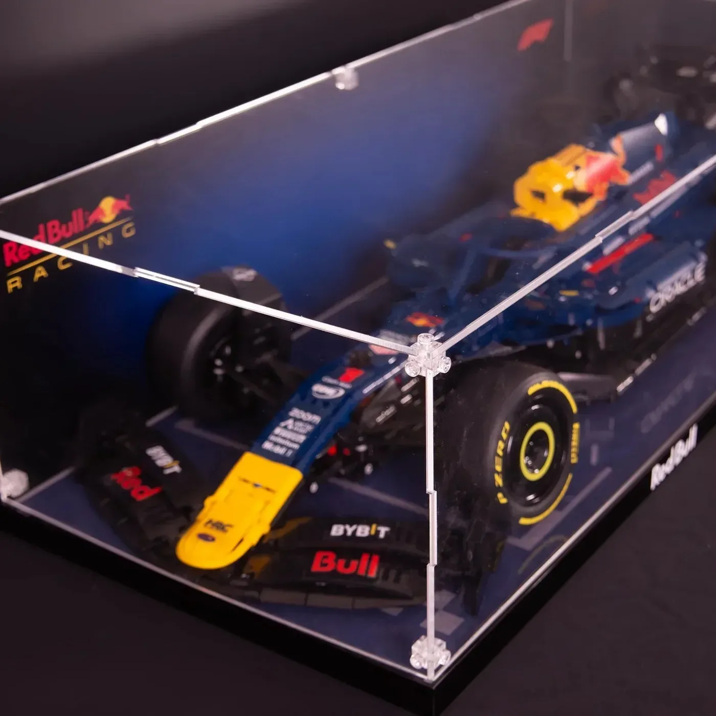 Monter för LEGO Formula 1™-bil (skala 1 :8) 42207/42206/42141/42171/42240/42228 — 24
