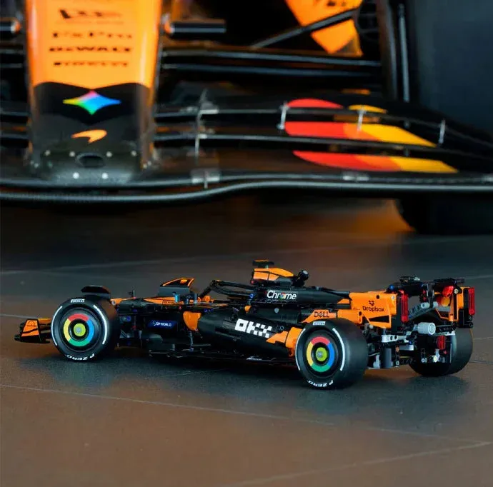 LEGO 42228