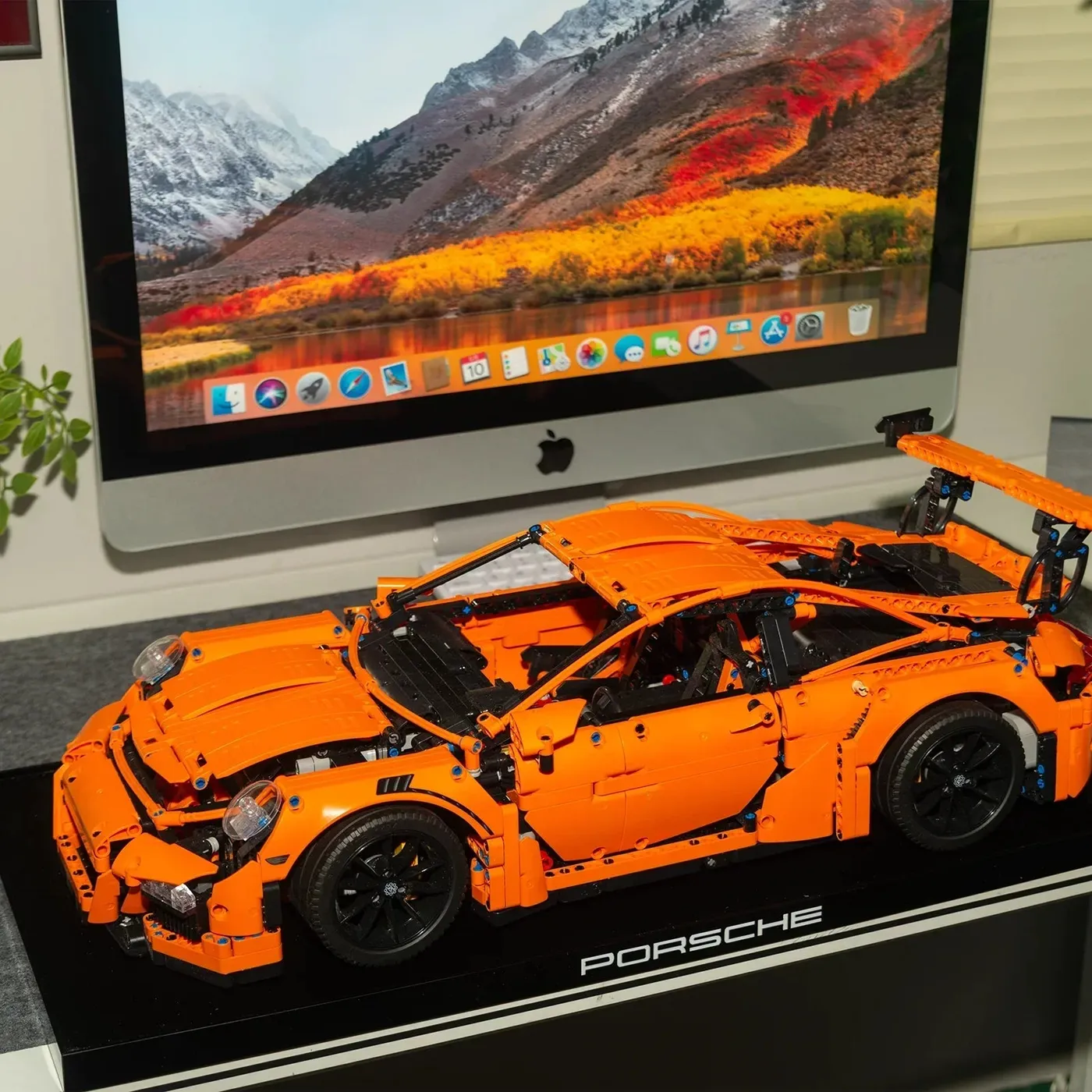 Eksponavimo dėžė LEGO lenktyniniams automobiliams (mastelis 1:8) 42172/42143/42083/42056/42115/42232 — 14
