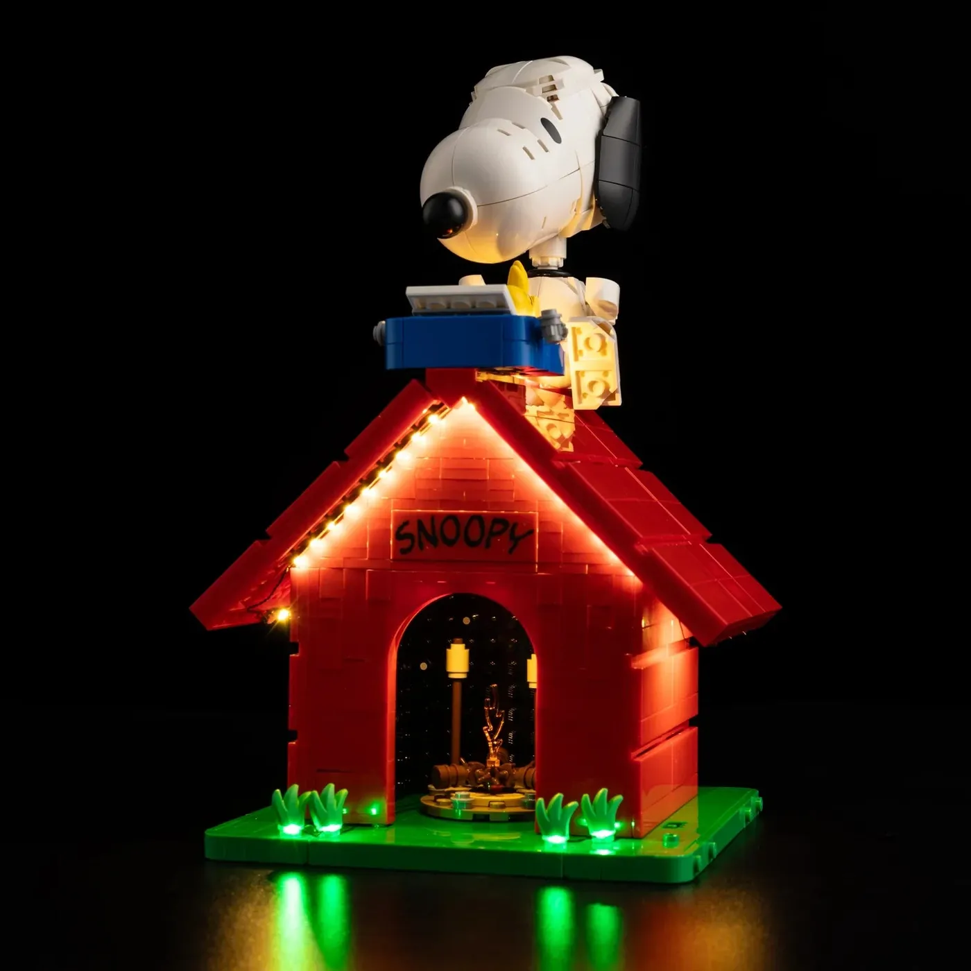 Premium-Beleuchtungsset kompatibel mit LEGO Ideas Peanuts: Snoopy's Doghouse 21368 — 12