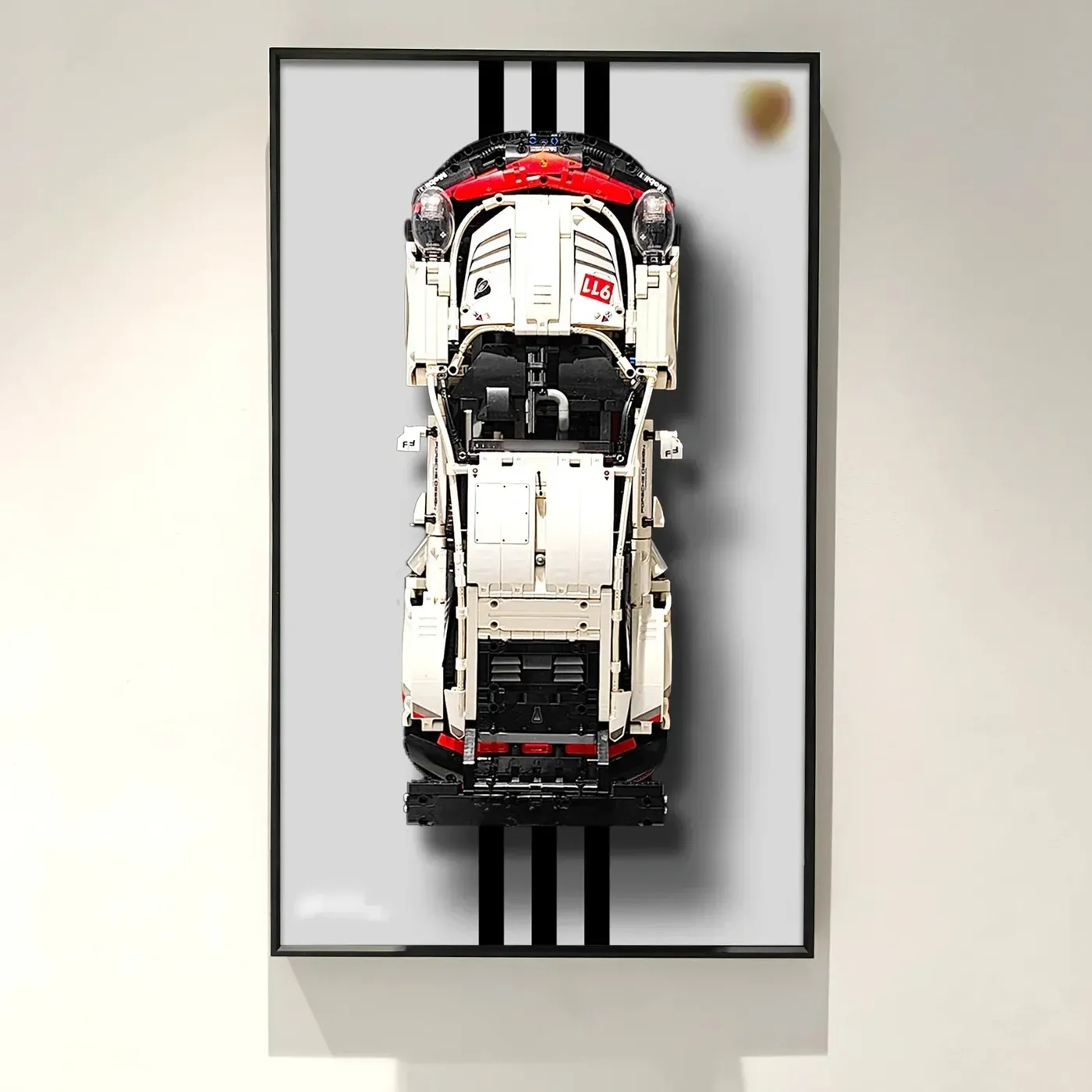 [Seria Line] Ramka ekspozycyjna na ścianę do superaut LEGO Technic — 9