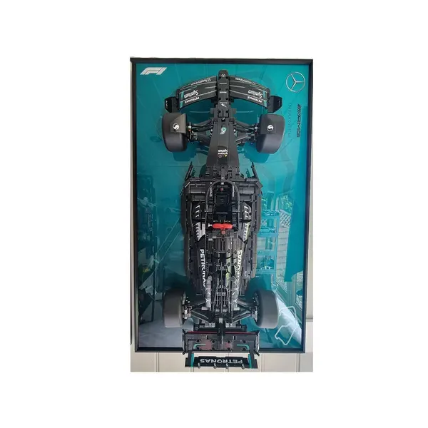 [Lego Loving Dad Design] Väggmonterad displayram för LEGO F1