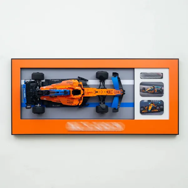 Väggmonterad displayram för LEGO® Technic™ McLaren Formula 1™ Race Car 42141